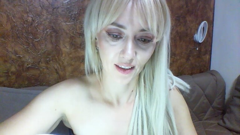 FreeButterflyyy's Streamate show and profile