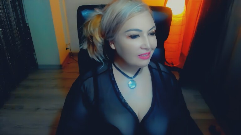 MissGina's Streamate show and profile