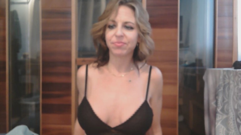 StellaDoesYoga's Streamate show and profile