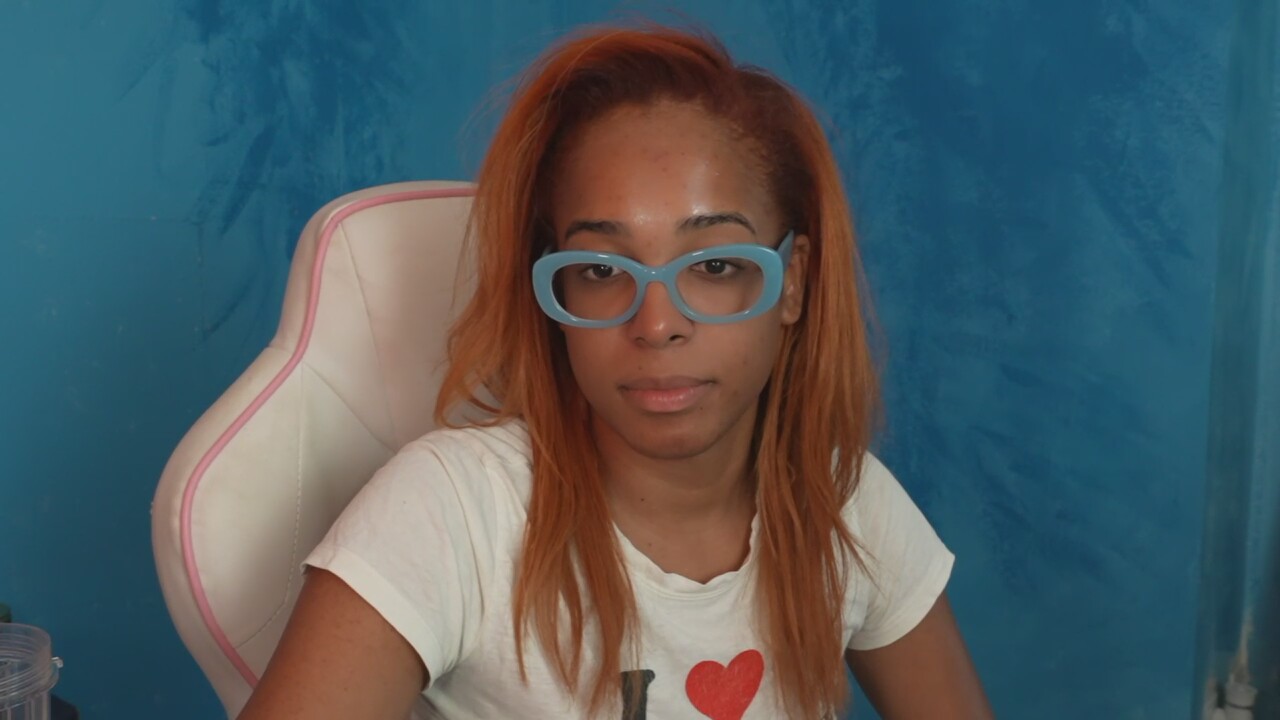 CaitlinCoxxx