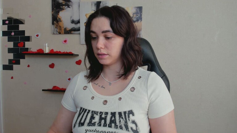 GlamNova's Streamate show and profile