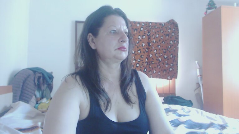 ExtasyMature's Streamate show and profile