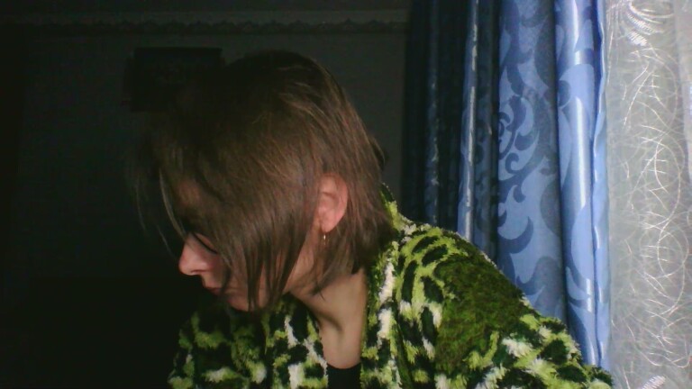 GoldenAura55's Streamate show and profile